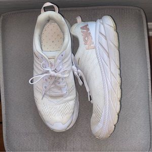 Women’s Hoka Clifton 6